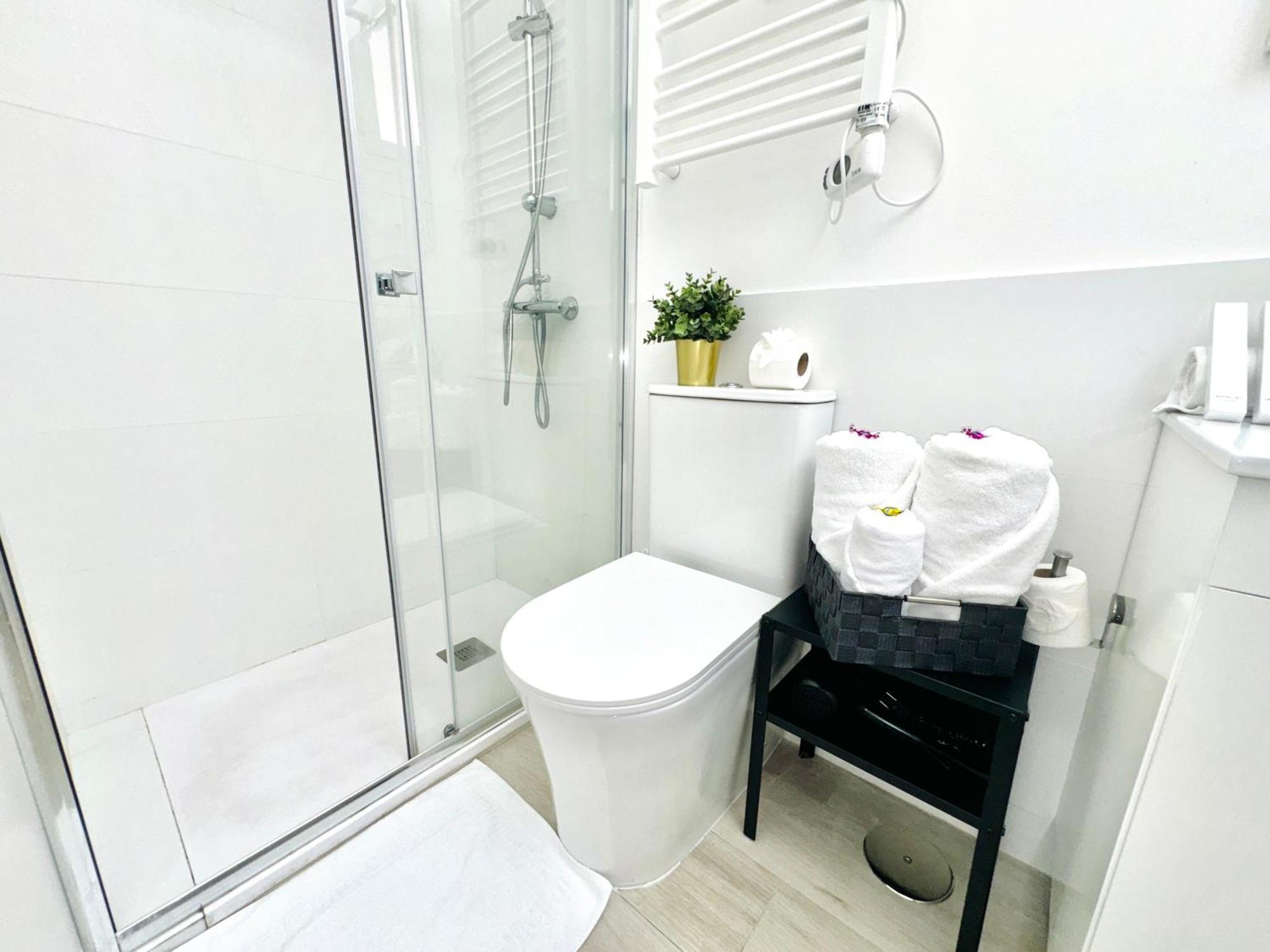 Cinco Torres Suites Μαδρίτη Εξωτερικό φωτογραφία