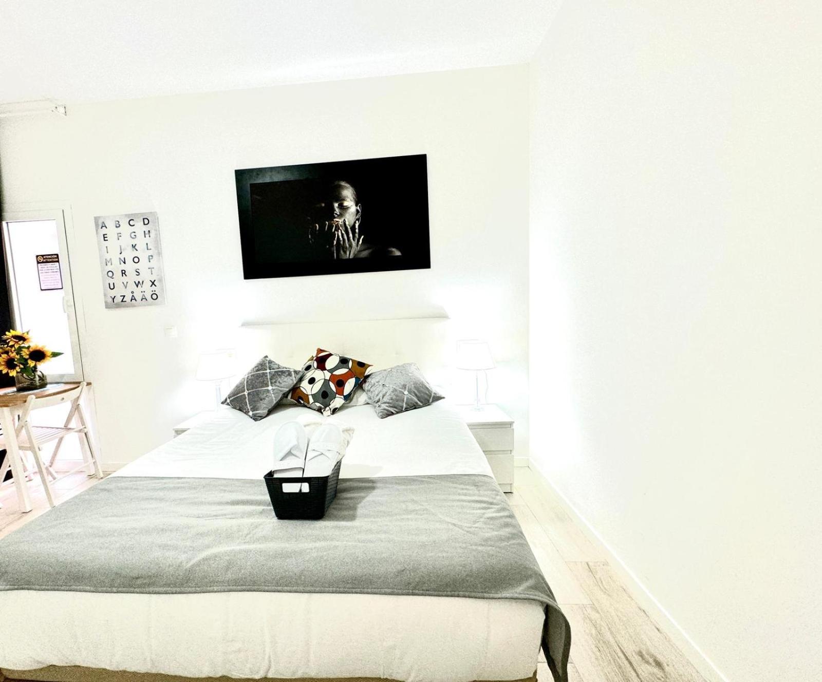 Cinco Torres Suites Μαδρίτη Εξωτερικό φωτογραφία