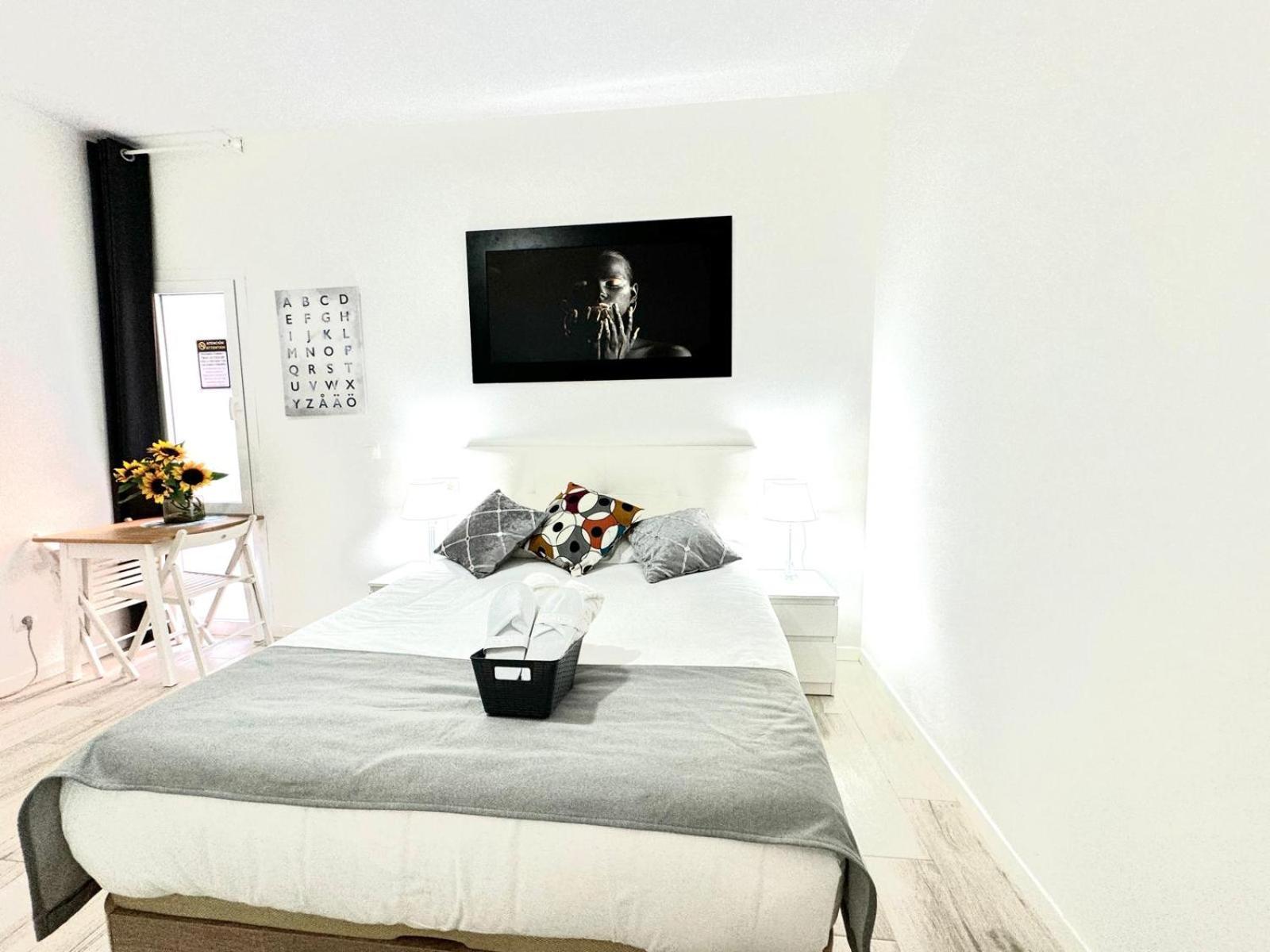 Cinco Torres Suites Μαδρίτη Εξωτερικό φωτογραφία
