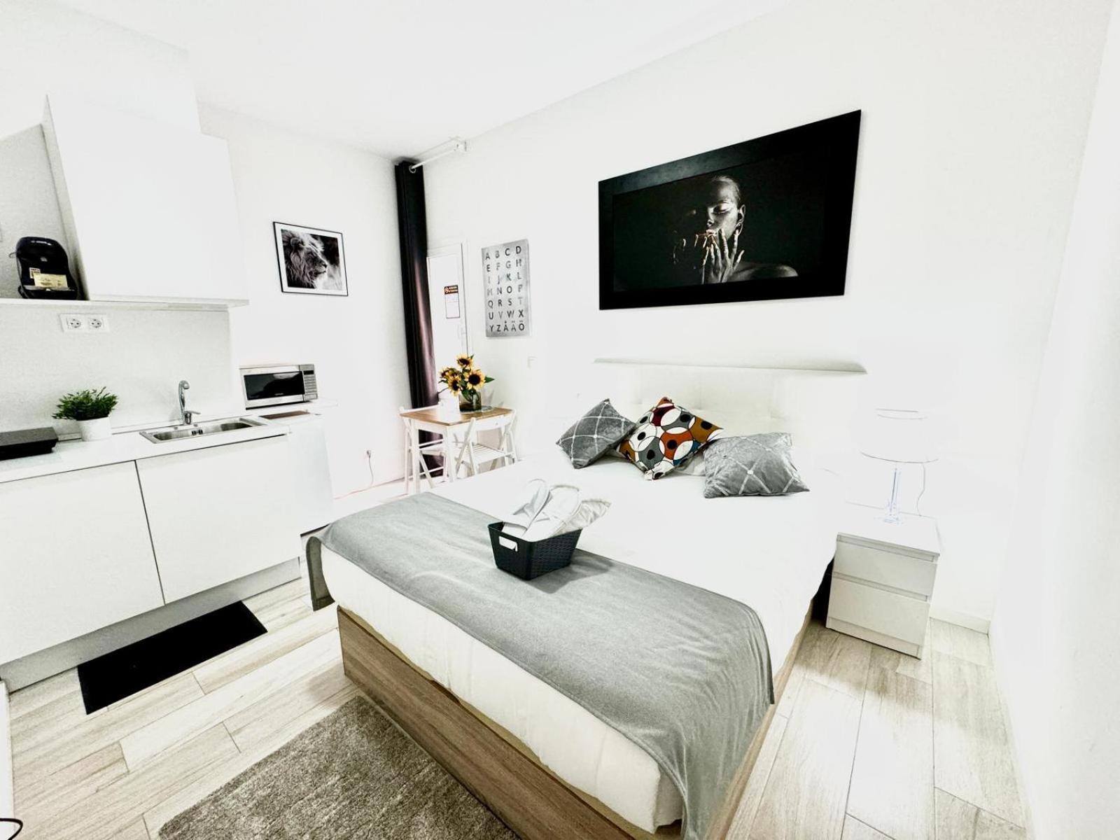 Cinco Torres Suites Μαδρίτη Εξωτερικό φωτογραφία