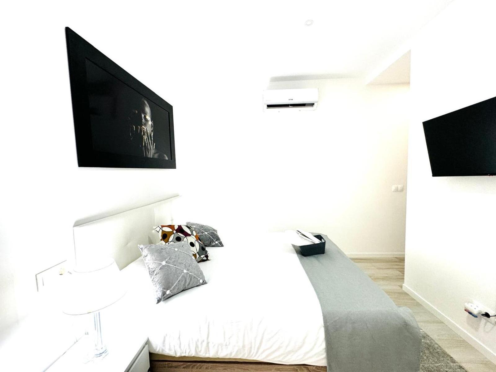 Cinco Torres Suites Μαδρίτη Εξωτερικό φωτογραφία